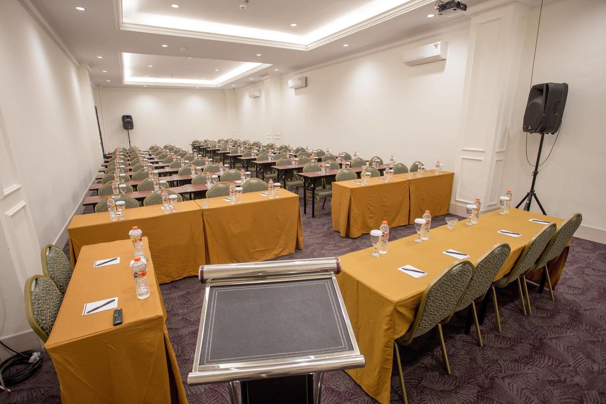 Same Hotel Μαλάνγκ Εξωτερικό φωτογραφία